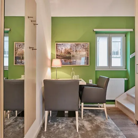 Mein - Am Markt Bed & Breakfast 3*