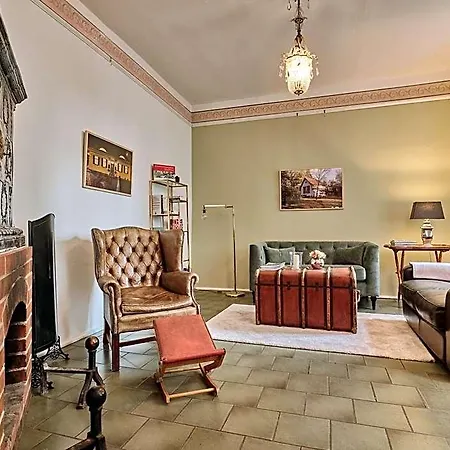Mein - Am Markt Bed & Breakfast 4*